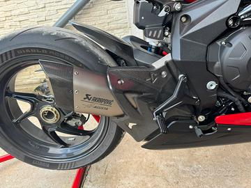 Scarico akrapovic titanio mv F3800