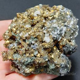 AUG02.05 PIRITE, SFALERITE, Galena, Calcite RUSSIA