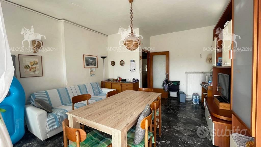 Appartamento di 99 m² con 5 locali a Jesolo - Altro