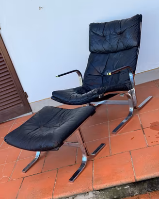 Poltrona Siesta Westnofa Acciaio Pelle con Pouf
