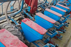 seminatrice monosem 6 file 