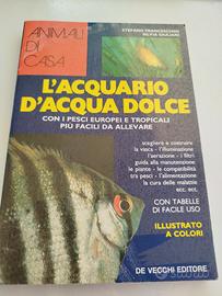libro acquario d'acqua dolce