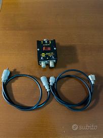 Commutatore d’antenna ZG V2 più 2 cavi