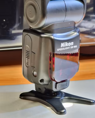 NIKON SB-900 Nuovissimo 