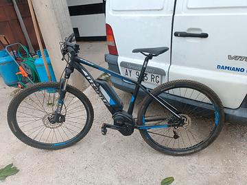 E-MTB/MOUNTAIN BIKE