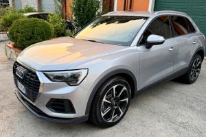 Audi Q3 35 TDI S tronic Business Advanced