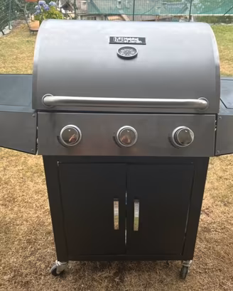 Barbecue a gas 3 fuochi + fornello laterale
