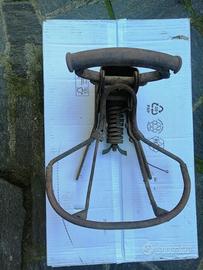 Sella posteriore per moto anteguerra.