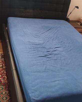Letto contenitore piazza e mezza  in omaggio