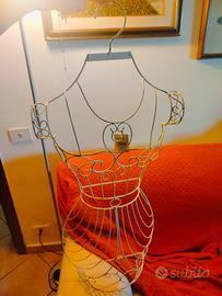 manichino ferro battuto