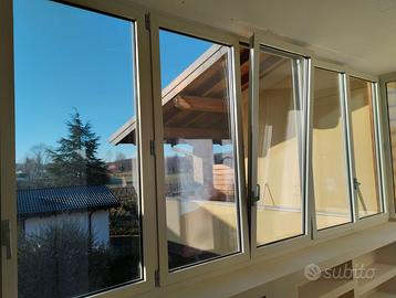 FINESTRA A 6 SPECCHIATURE CON 3 ANTE DOPPIE