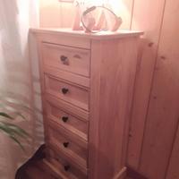 cassettiera 5 cassetti stretta legno di pino