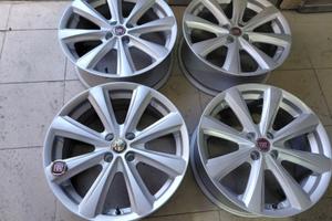 Cerchi in lega da 17 pollici per Fiat multipla