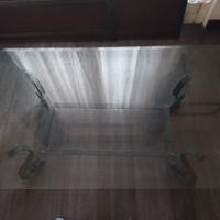 tavolo di ferro battuto  e vetro in cristallo