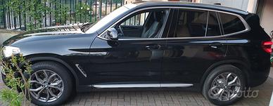 BMW X3 xdrive20d mhev 48V xLine auto