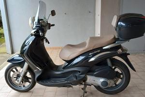 scooter piaggio 250 cc