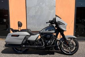 Harley-Davidson Street Glide (2024 - 26)