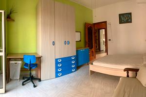 Stanza singola Torino donne