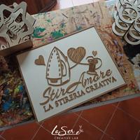 Insegna negozio in legno personalizzata 