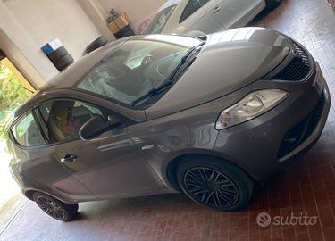 Lancia Ypsilon 1.2 Metano COME NUOVA