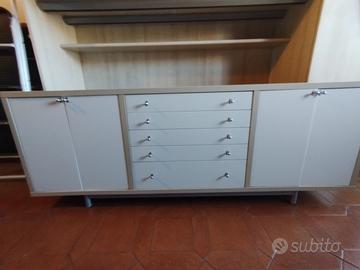 mobile basso con cassetti