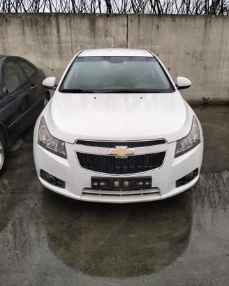 Chevrolet cruze 2013 benzina demolito per ricambi 
