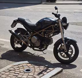 Ducati Monster 600 Dark 1998 