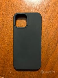 Cover iPhone 12 silicone MagSafe