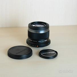 Olympus M.Zuiko 45mm f/1.8 Obiettivo Luminoso
