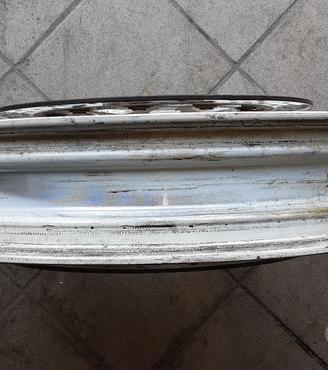 Ruota anteriore nuda yamaha fzr 600 anno 1989