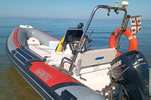 gommone sacs 490 motore envirude 40 CV 