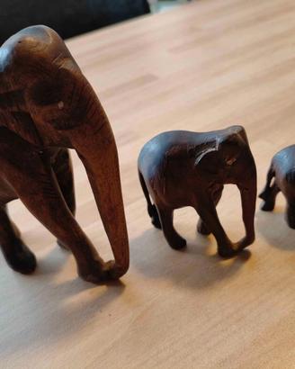 Tris elefanti in legno arte africana