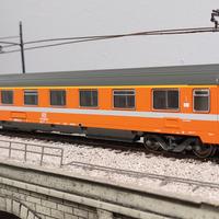 Roco 44656 FS Carrozza passeggeri 1a Eurofima aran