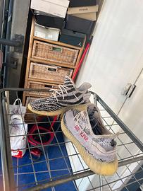 Yeezy bost 350