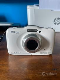 Macchina fotografica subacquea Nikon Coolpix S32