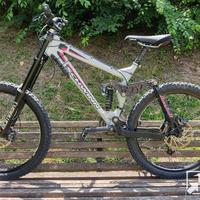 Bike Freeride Downhill DH - Schwinn + Marzocchi