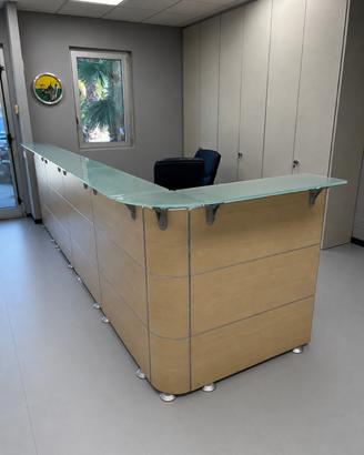Bancone Reception DVO ABAKO DV701 – Design Antonio