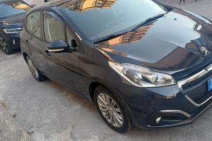 Peugeot 208 PureTech 82 5p. GPL Allure