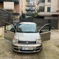 FIAT PANDA con TARGA POLACCA