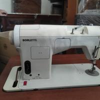 Macchina per cucire Borletti con mobile in legno 