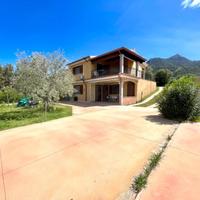 Splendida porzione in bifamiliare con vista panora