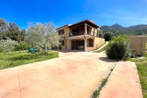 Splendida porzione in bifamiliare con vista panora