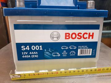 batteria x auto Bosch S4 001 12V 44Ah