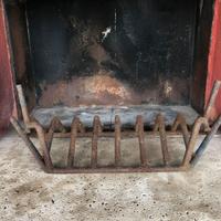 Brucia porta legno caminetto