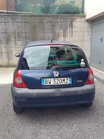 Renault clio 2001