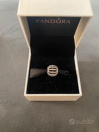 Charm Pandora