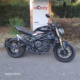 Benelli 752 S