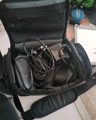 Borsa per fotocamera completa di accessori