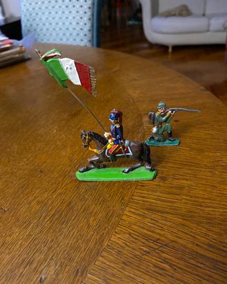2 soldatini di piombo