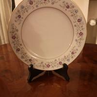 Piatto della serie Noritake Longwood #2485.